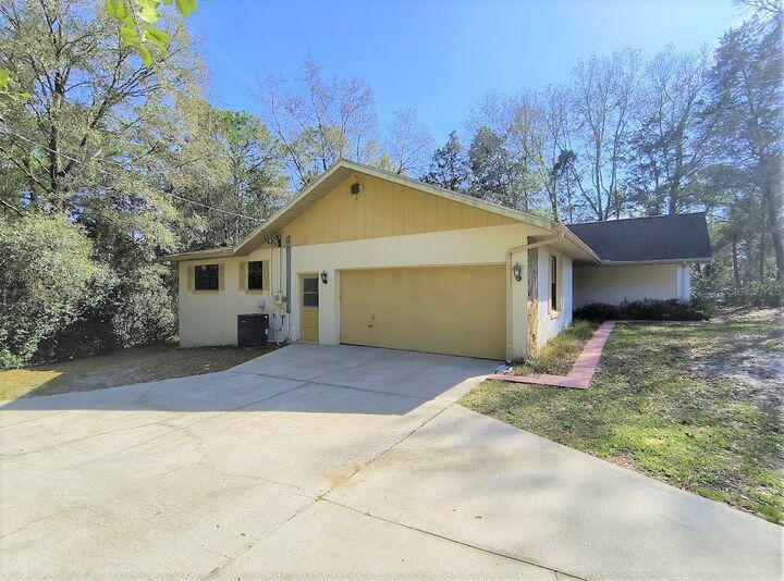 Property Photo:  9731 SW 200th Court  FL 34431 