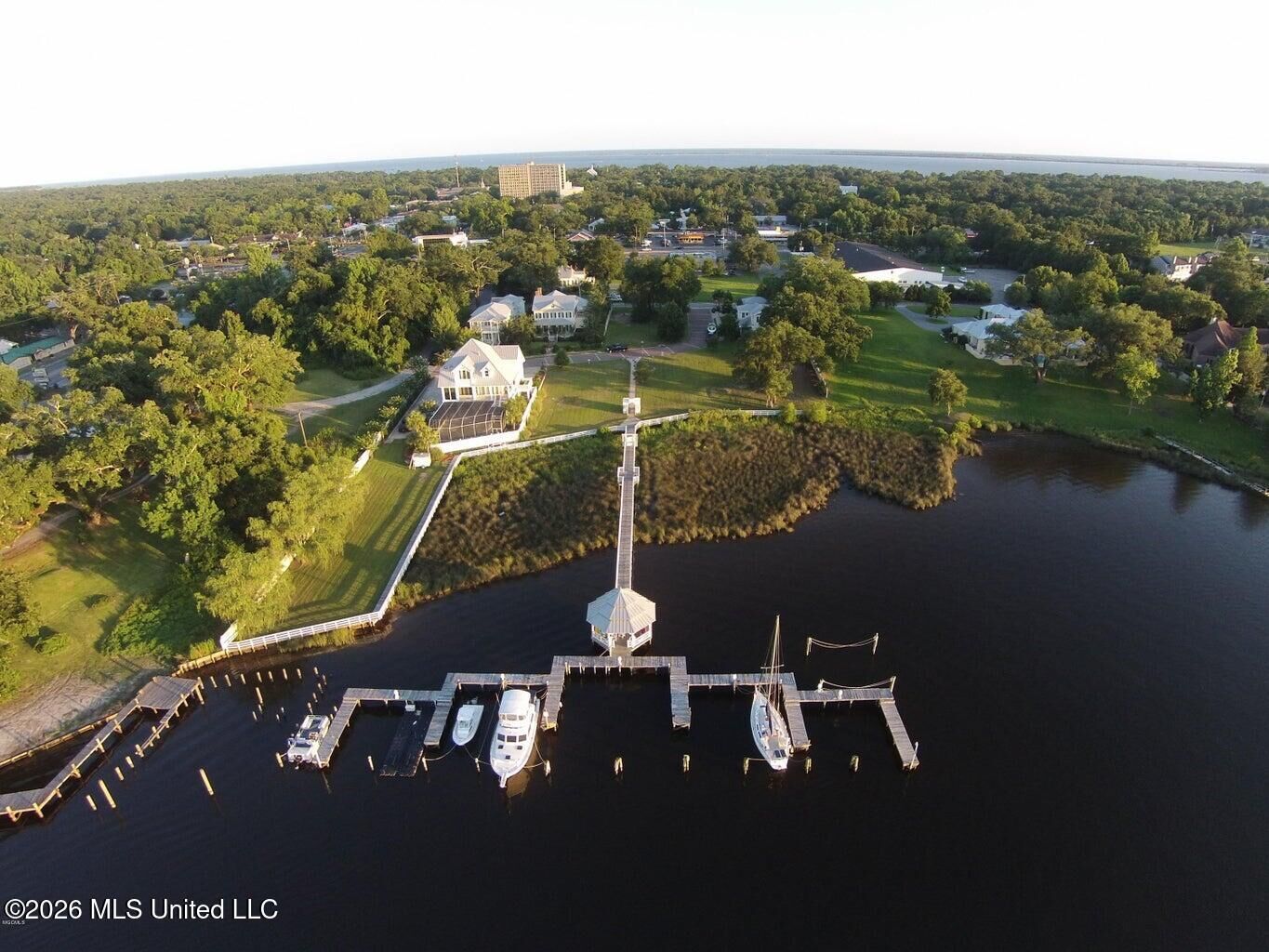 Property Photo:  806 Iberville Drive  MS 39564 