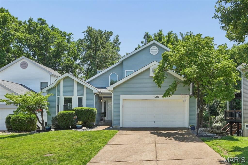 Property Photo:  1516 Strawberry Glen Court  MO 63021 