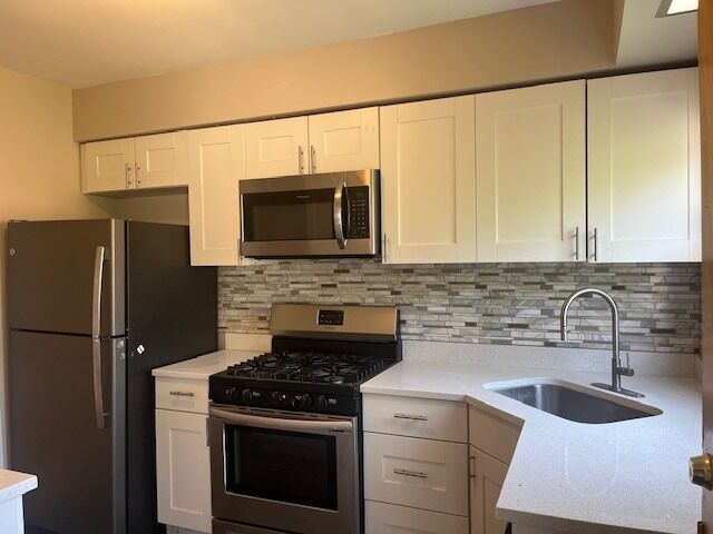 Property Photo:  4825 Hull Street 3E  IL 60077 