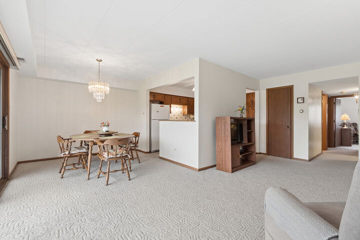 Property Photo: 8826 W 140th Street 206 IL 60462