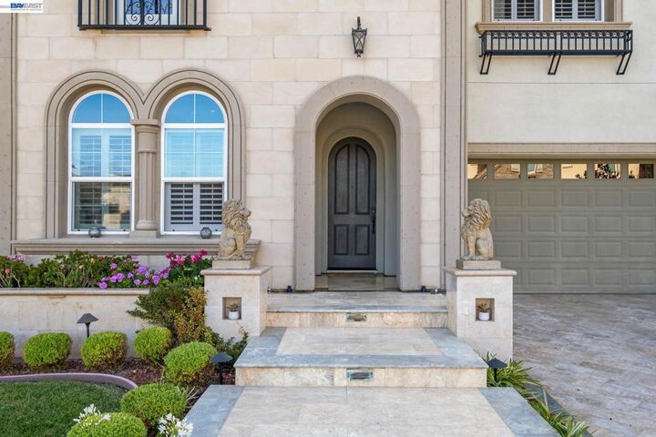 Property Photo:  2134 Elderberry Dr  CA 94582 