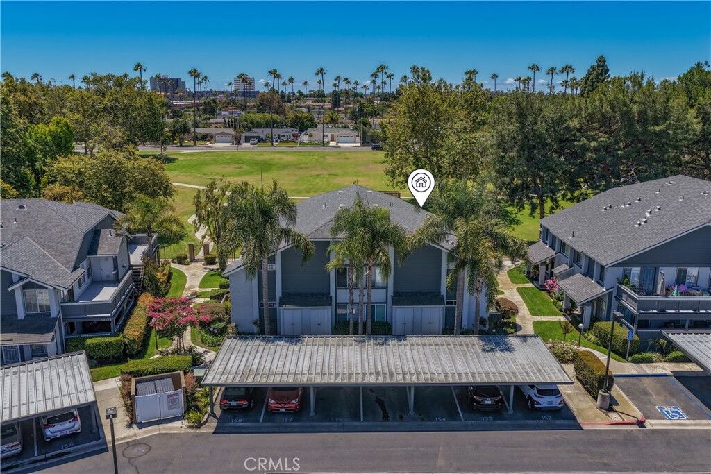 Property Photo: 18292 Parkview CA 92648