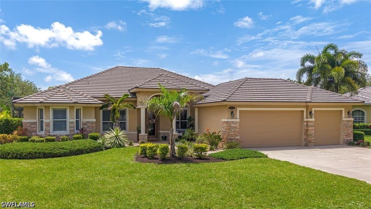 Property Photo: 14574 Indigo Lakes Circle FL 34119