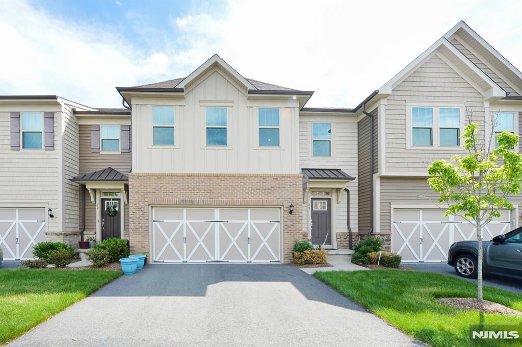 Property Photo: 27 Winfield Drive 903 NJ 07677