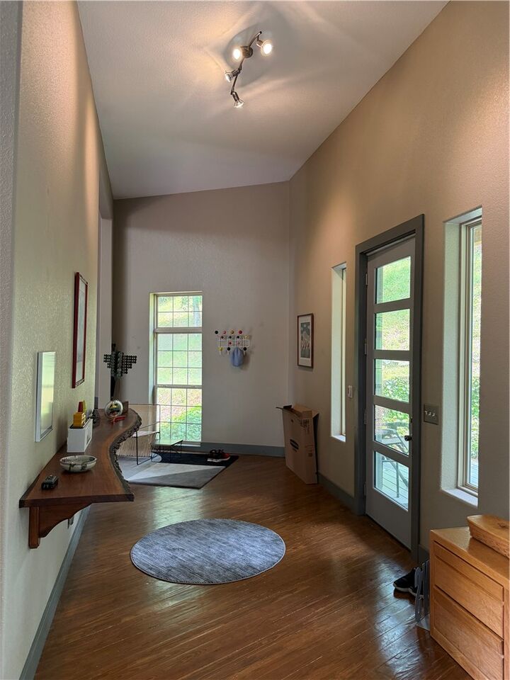 Property Photo:  330 County Road 102  AR 72632 