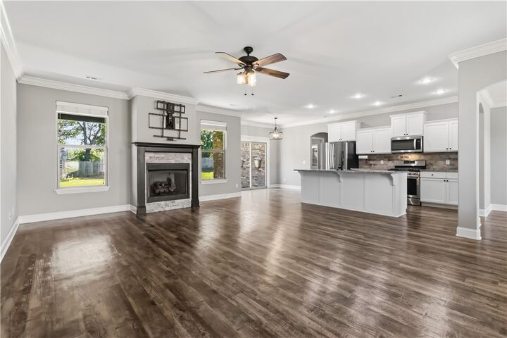 Property Photo:  515 Vista Del Valle Street  AR 72730 
