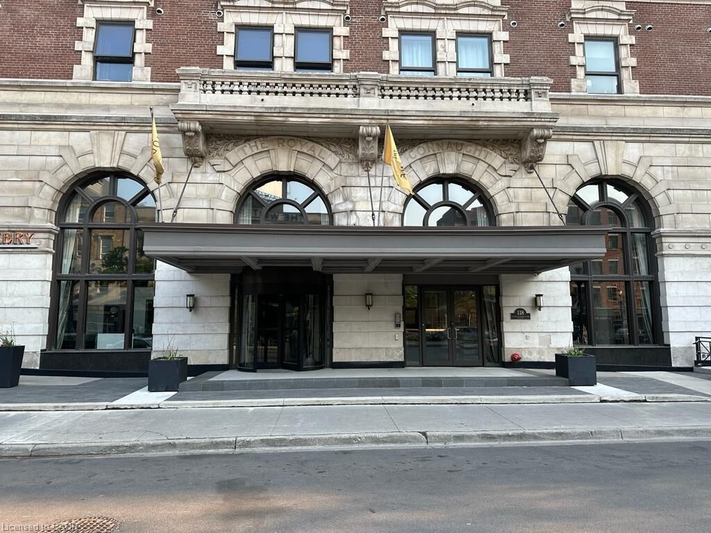 Property Photo:  118 King Street 718  ON L8N 1A8 