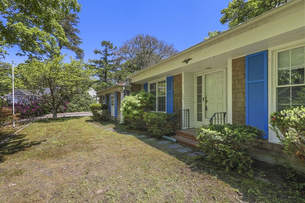 Property Photo:  304 Round Cove Road  MA 02633 