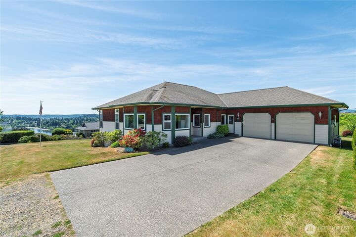 Property Photo: 3277 Appaloosa Way NE WA 98310