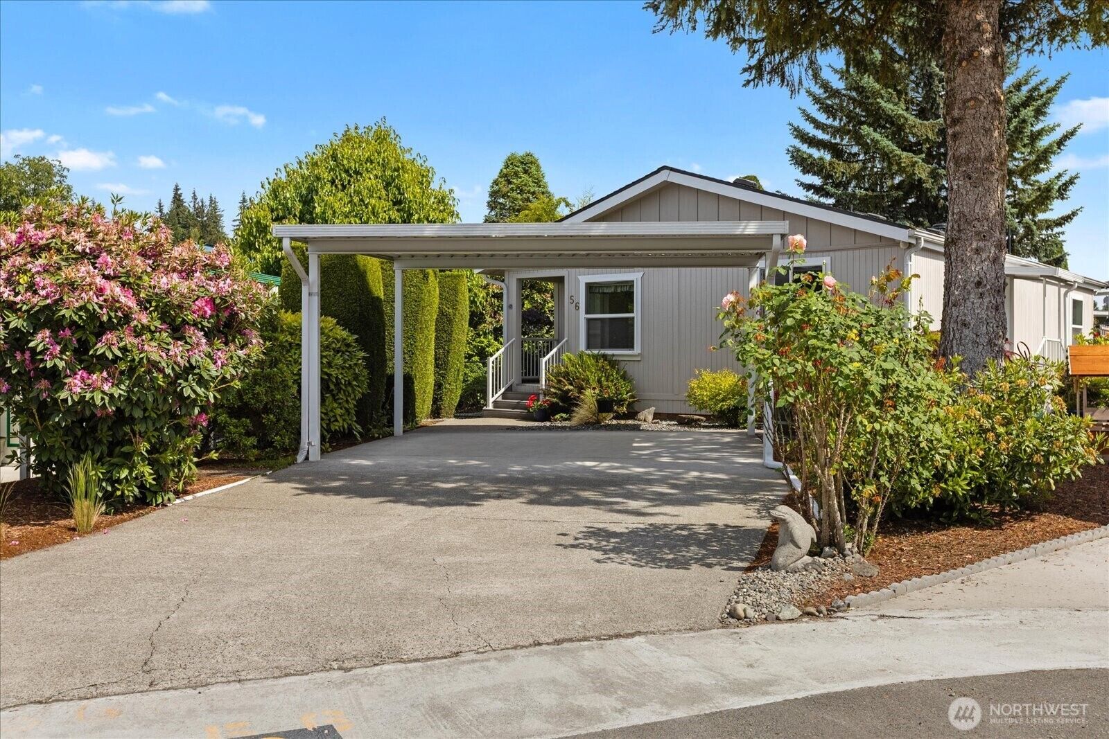Property Photo: 23825 15th Avenue SE 56 WA 98021
