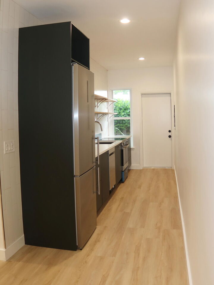 Property Photo: 614 Palm Street 1 FL 33401