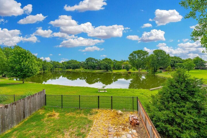 Property Photo:  8201 E Harry  KS 67207 