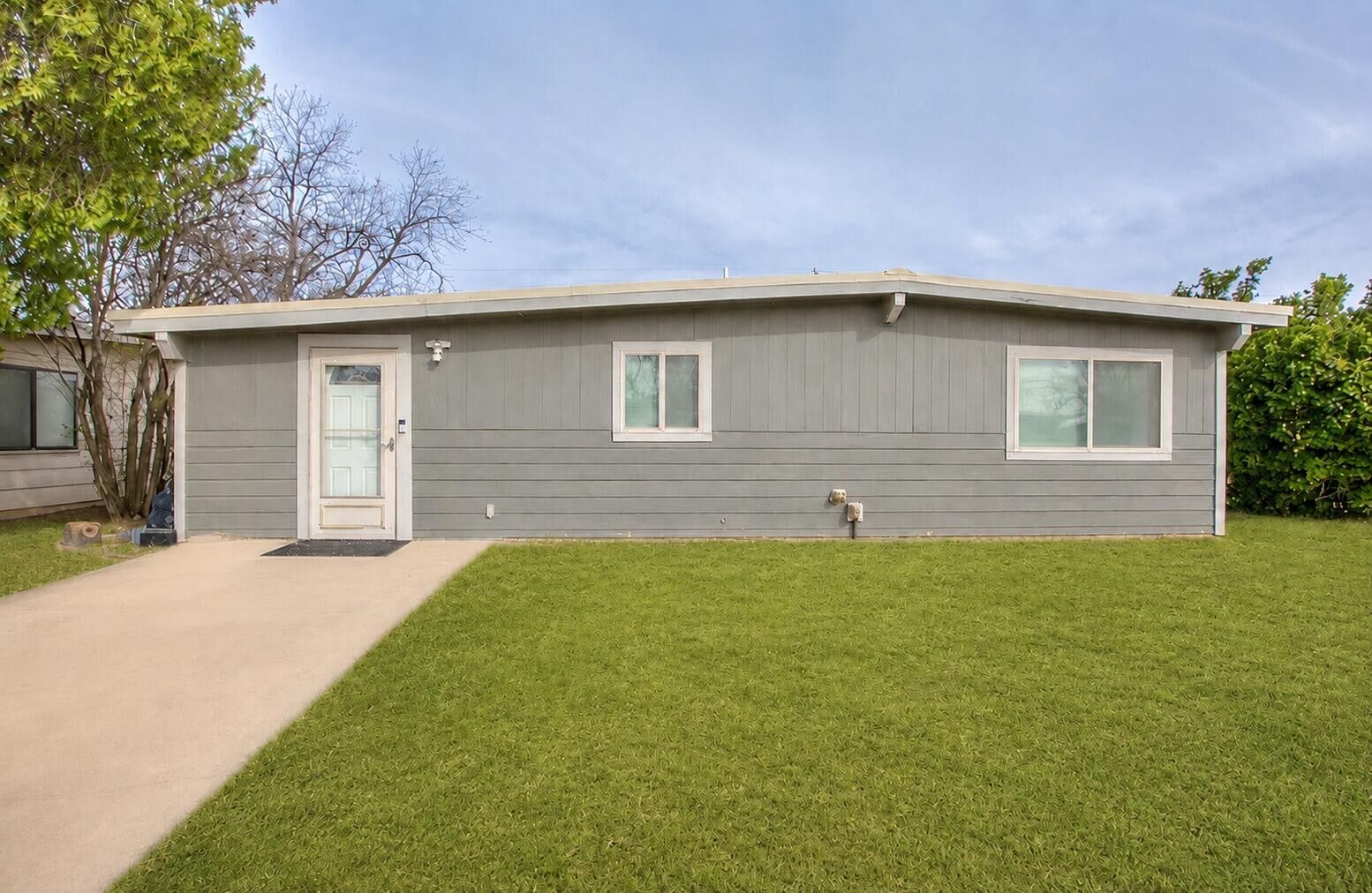 Property Photo:  2116 Chapman Street  TX 76901 