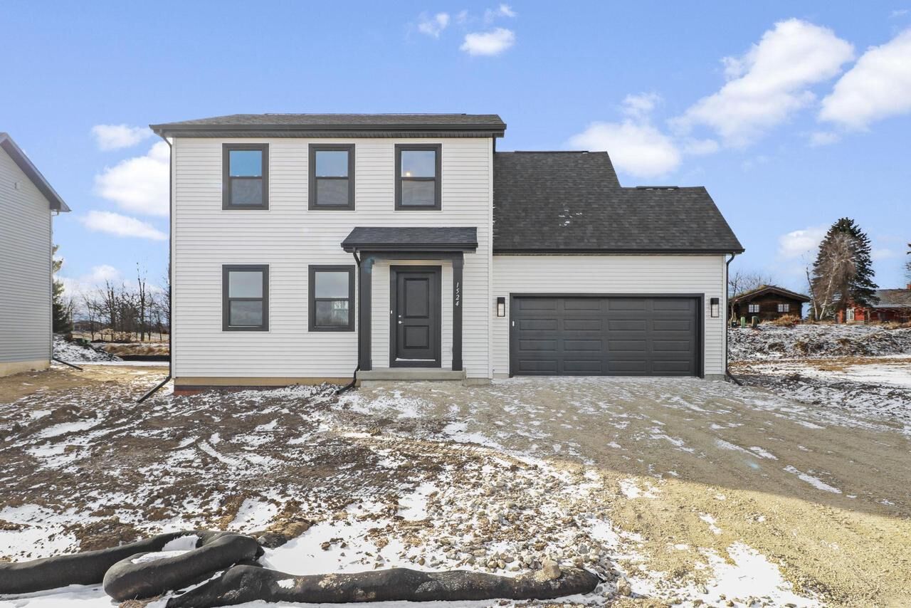 Property Photo: 334 Wild Rose Way 46 WI 53589