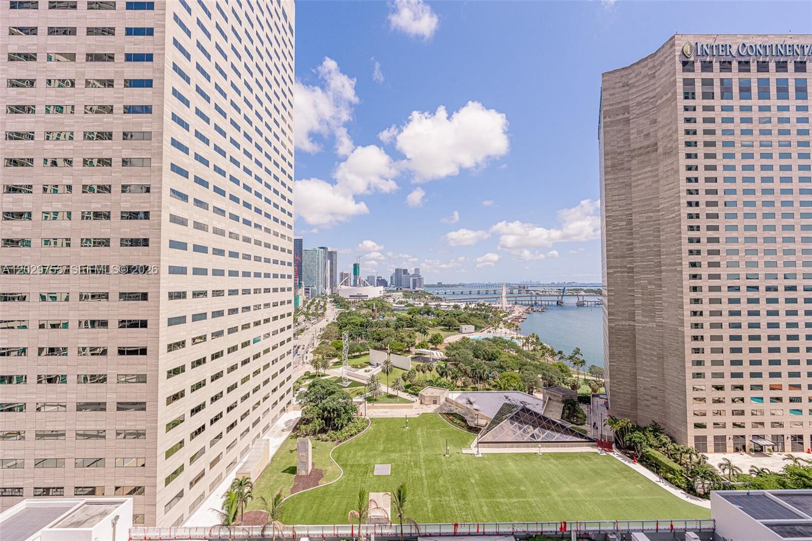 Property Photo:  325 S Biscayne Blvd 2020  FL 33131 