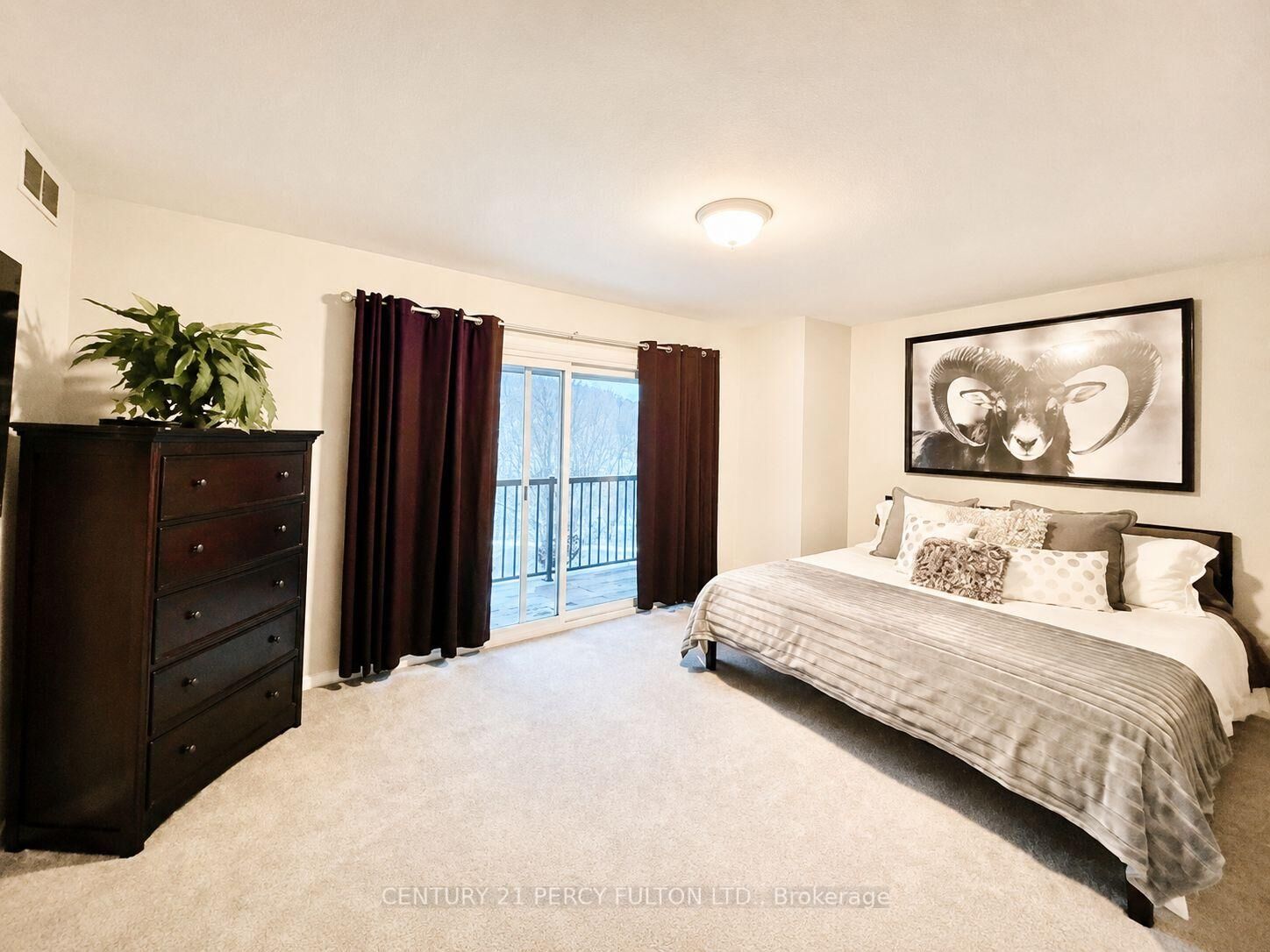 Property Photo:  1102 Horseshoe Valley Road W 309  ON L4M 4Y8 