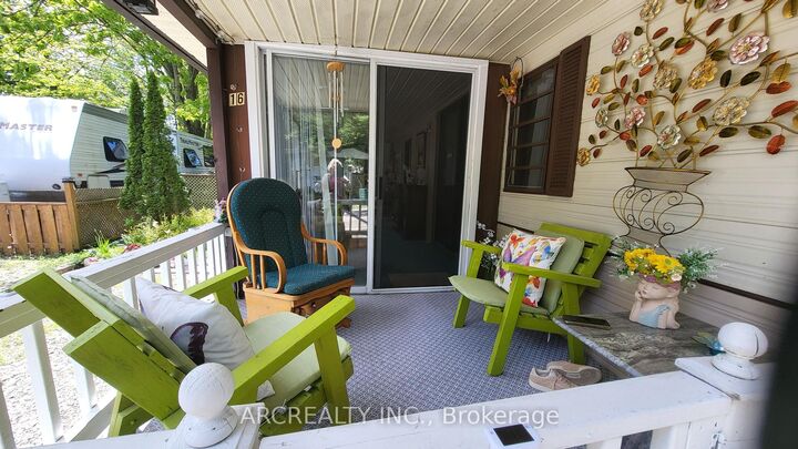 Property Photo:  16 Chickadee Court  ON L0E 1N0 