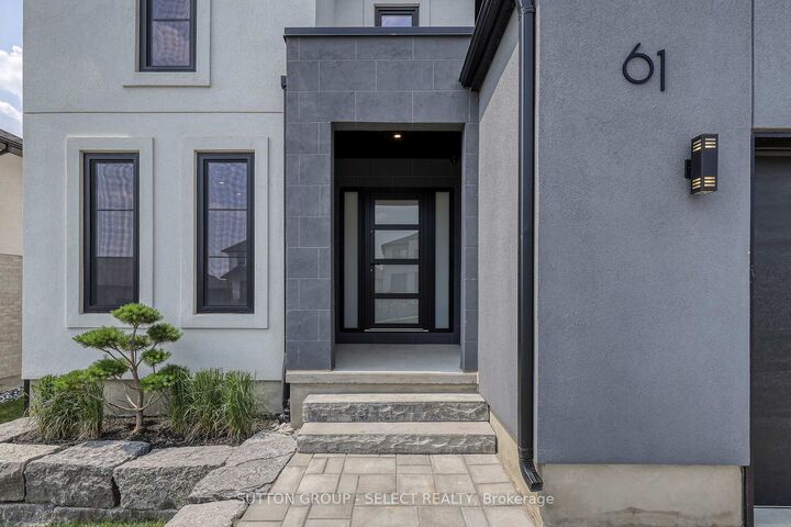 Property Photo: 61 Crestview Drive ON N0L 1R0