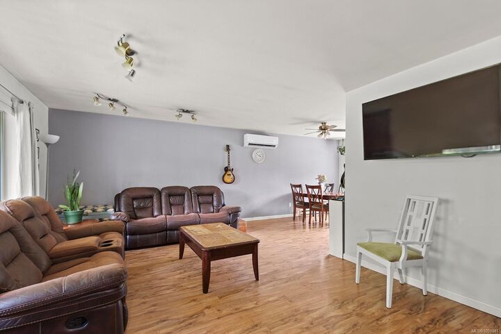 Property Photo:  1300 Margaret Pl  BC V9L 5R7 