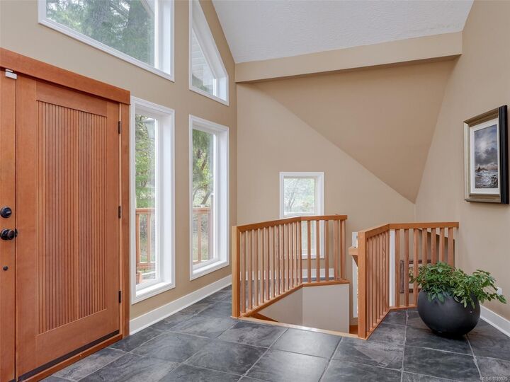 Property Photo: 560 Wilderness Pl BC V9Z 1C4