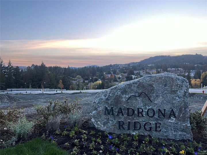 731 Madrona Ridge — photo 1