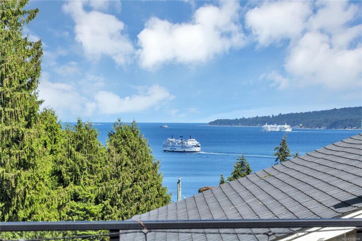 Photo de la propriété:  1860 Bay St  BC V9T 3A3 