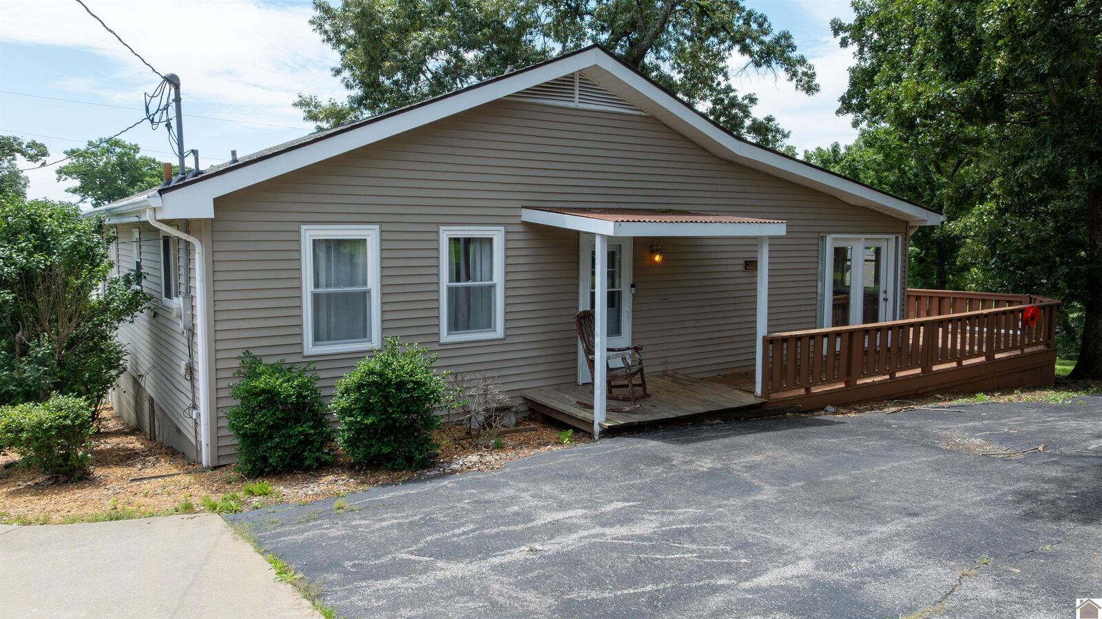 Property Photo: 183 Wilkshire Dr KY 42044