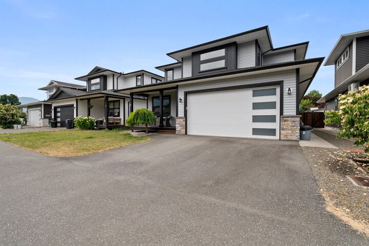 Property Photo: 7328 Morrow Road 6 BC V0M 1A2