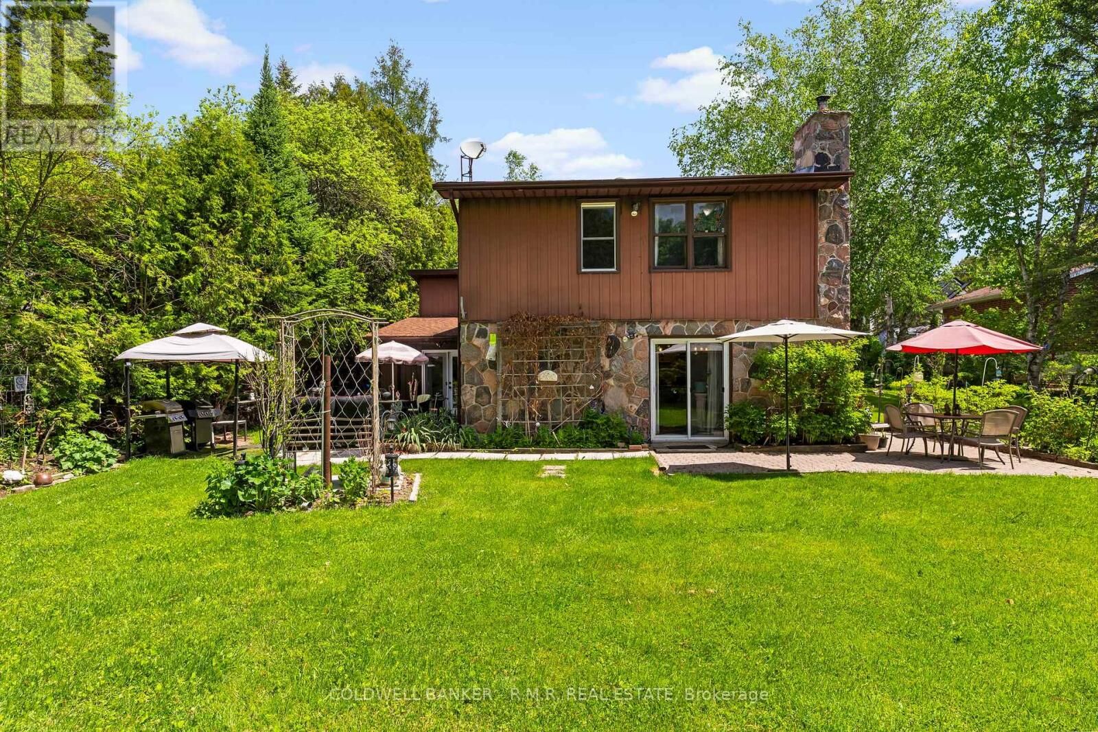 Photo de la propriété:  204 Acton Road  ON L0C 1H0 