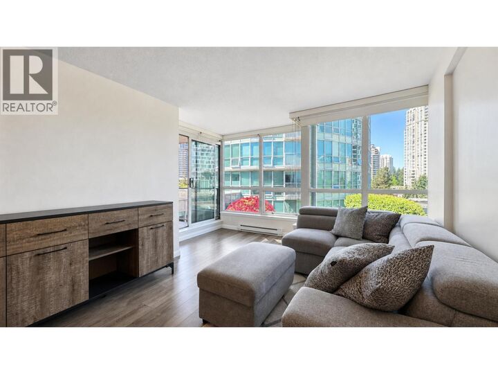 Property Photo:  6028 Willingdon Avenue 612  BC V5H 4V1 