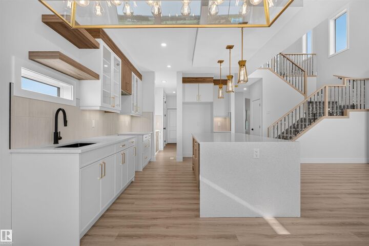 Property Photo: 84 Rosa Crescent AB T8N 7Y4