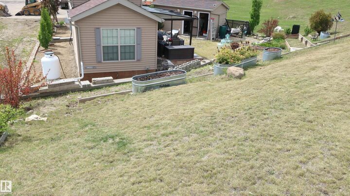 Property Photo: 454029 Rge Road 11 134 AB T0C 2V0