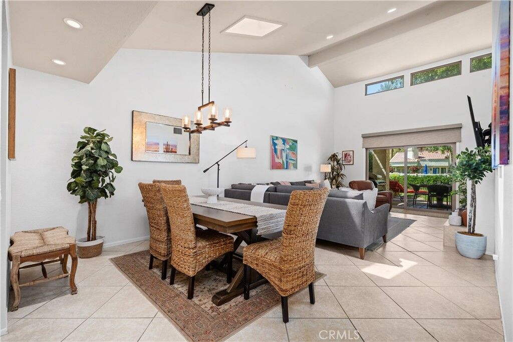 Property Photo: 77129 Calle Mazatlan CA 92253
