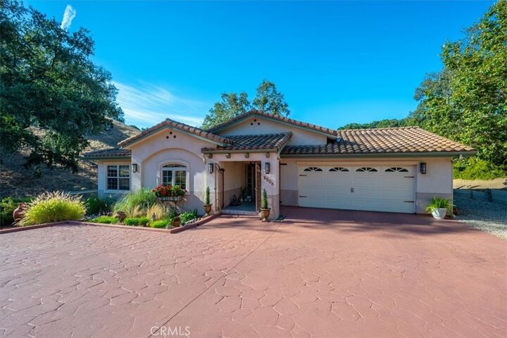 Property Photo:  9905 Corriente  CA 93422 