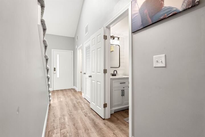 Property Photo:  258 Stonebridge Drive  NH 03063 