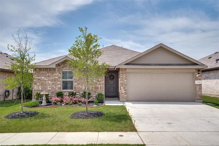 Property Photo:  1336 Dillard Creek Drive  TX 76247 