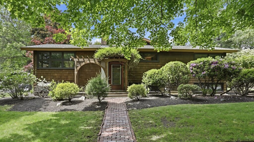 Property Photo:  15 Thornberry Rd  MA 01890 