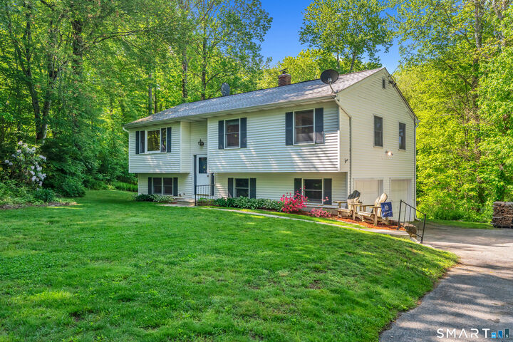 Property Photo:  797 Middletown Road  CT 06415 
