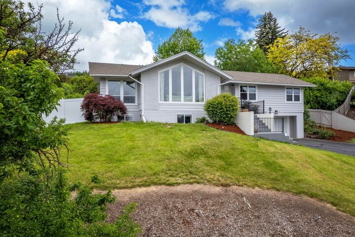 Property Photo:  5505 S Willamette St  WA 99223 