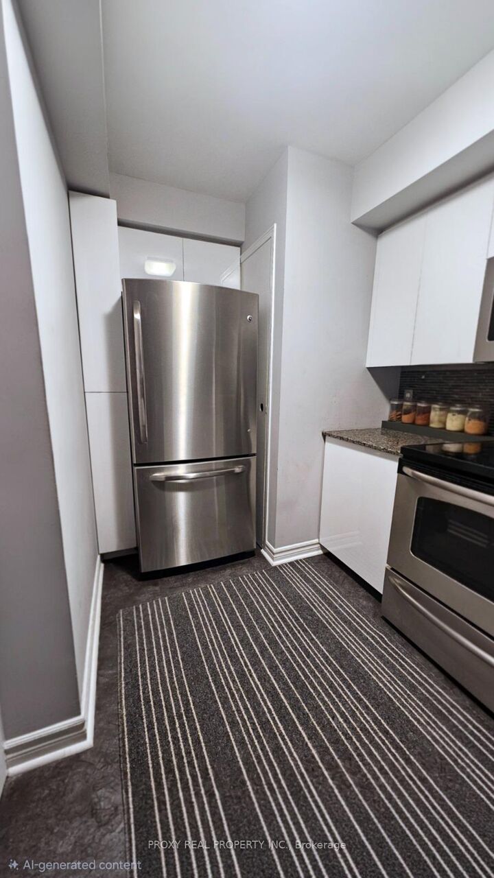 Property Photo: 75 Weldrick Road E 829 ON L4C 0H9