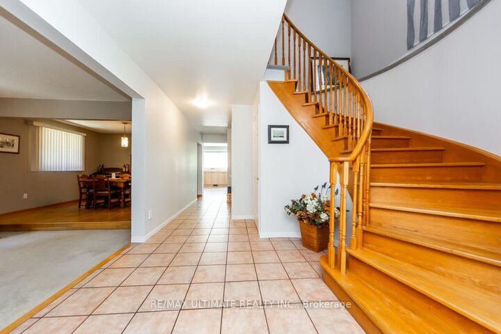 Property Photo: 3 Aron Drive ON L6Y 2S3