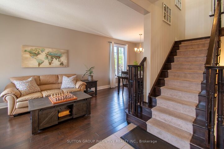 18 Graihawk Drive — photo 1