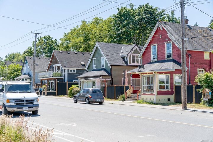 Property Photo: 9712 Chemainus Rd BC V0R 1K0