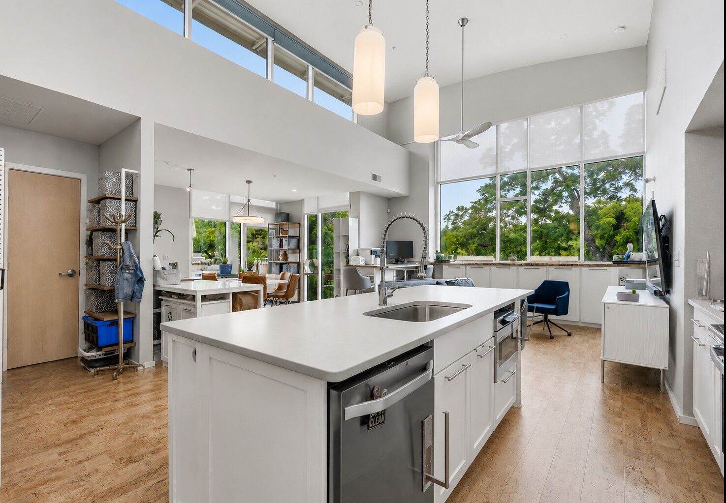 Property Photo:  1600 Barton Springs Road 5406  TX 78704 