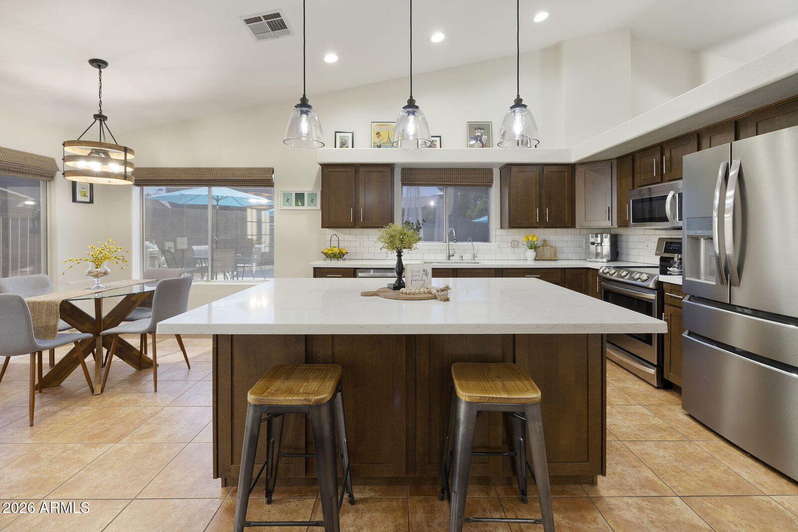 Property Photo:  1257 S Palm Street  AZ 85296 