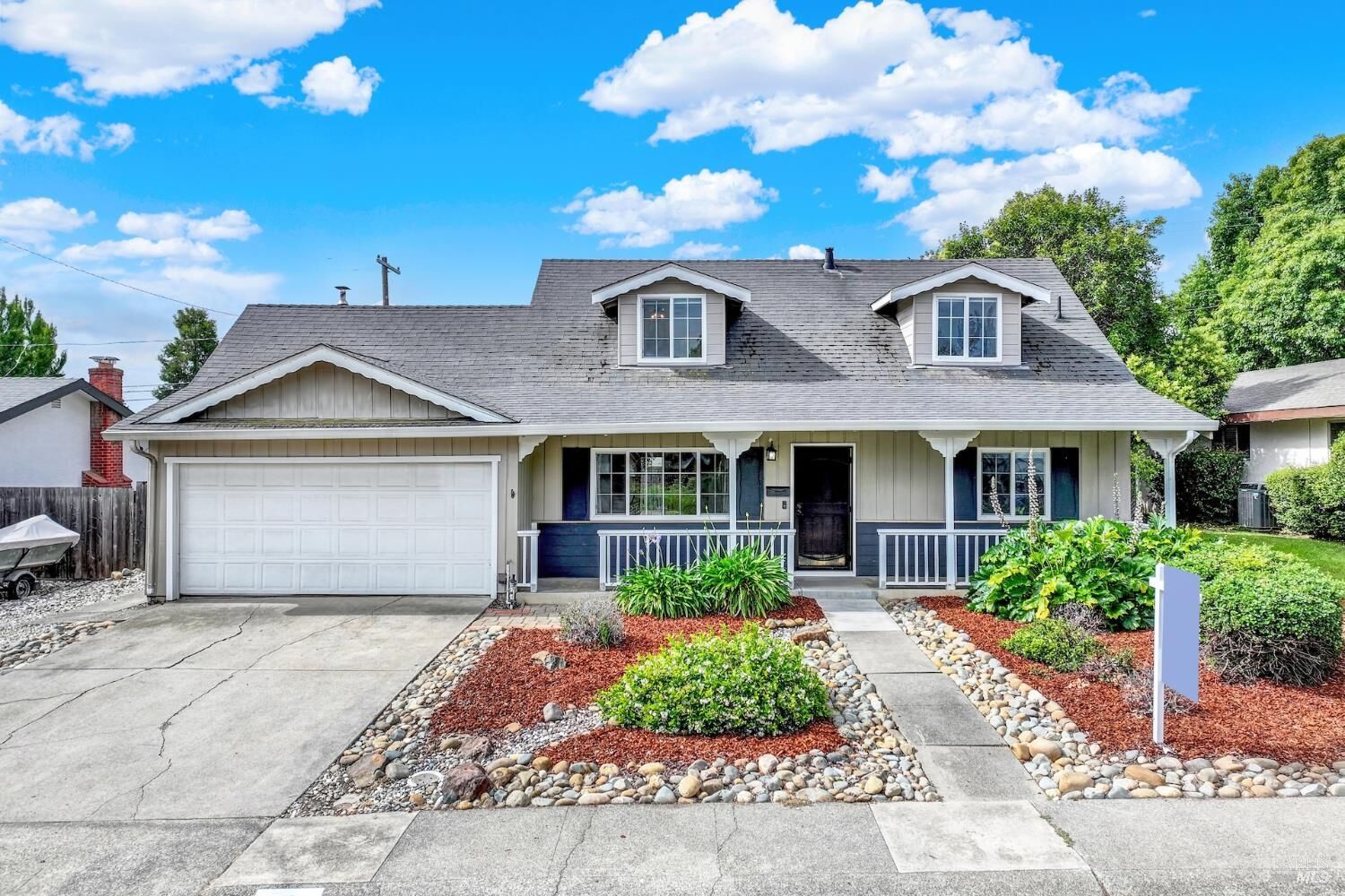 Property Photo: 573 Westwood Court CA 95688
