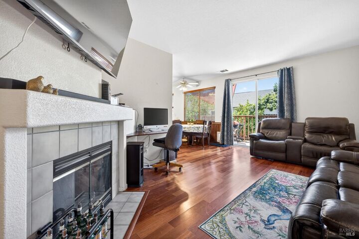 Property Photo:  2477 Meda Avenue  CA 95404 