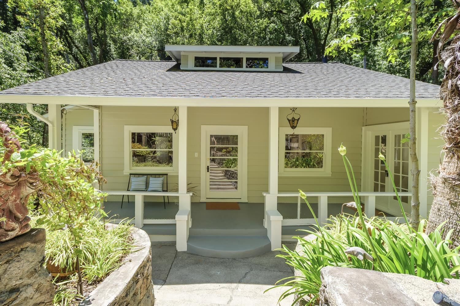 Property Photo:  139 Scenic Road  CA 94930 