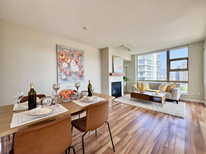 1316 W 11th Avenue 905 — photo 1